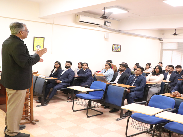 Dr Mukul H Chopra speaking