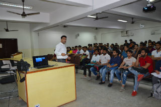 JIMS Rohini organised Pre Placement Activity on Resume Writing, GD and PI for BCA students