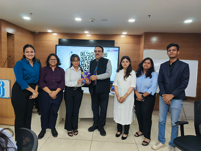 hr students visit iibf pgdm batch