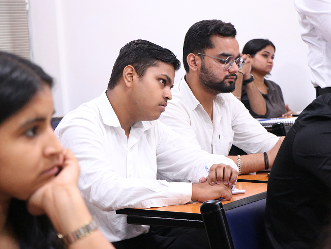 faculty led case study session