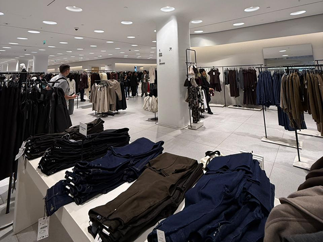 retail store operations