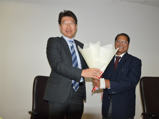 Mr Masaru Akiyama(Director, Mitsubishi Corporation) 